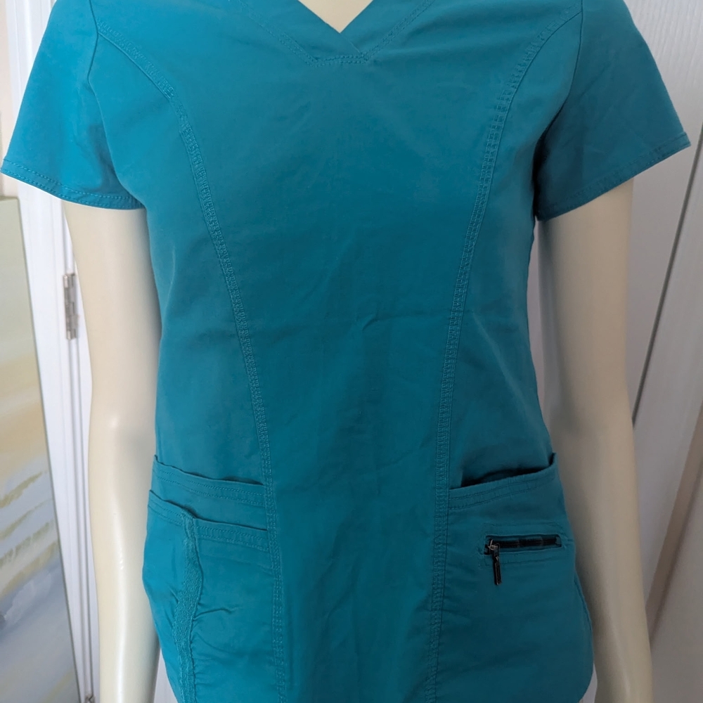 Beyond Scrubs Teal V-Neck Women's Scrub Top